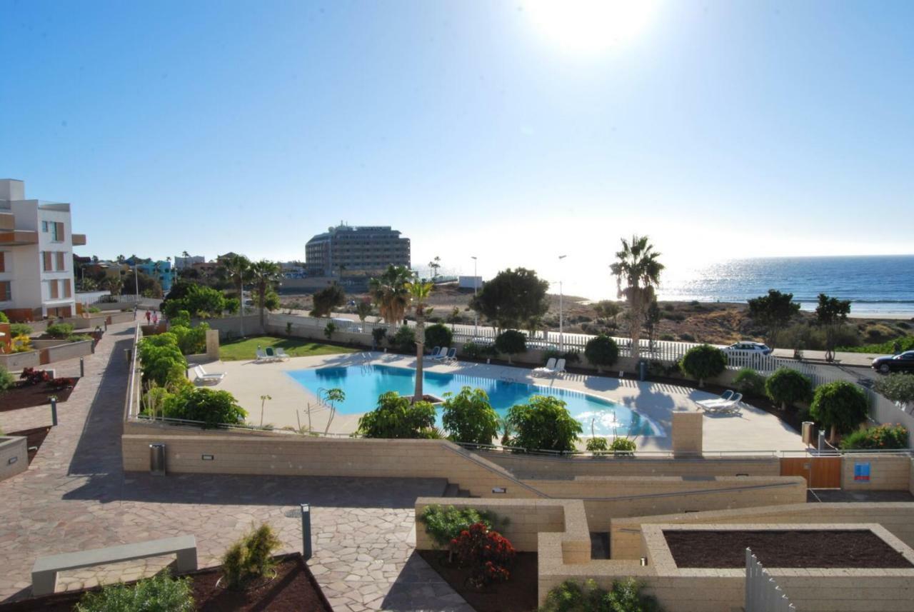 Luxury Beachfront Penthouse El Medano  Exterior photo
